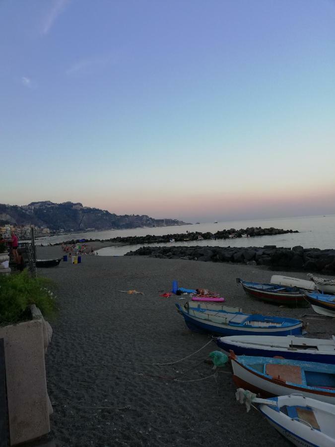 Casa vacanze Aloha Giardini Naxos Esterno foto
